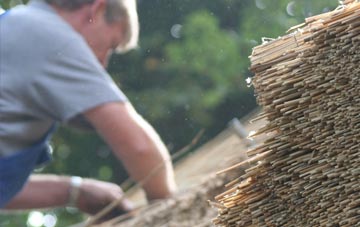 professional Tanworth In Arden thatchers